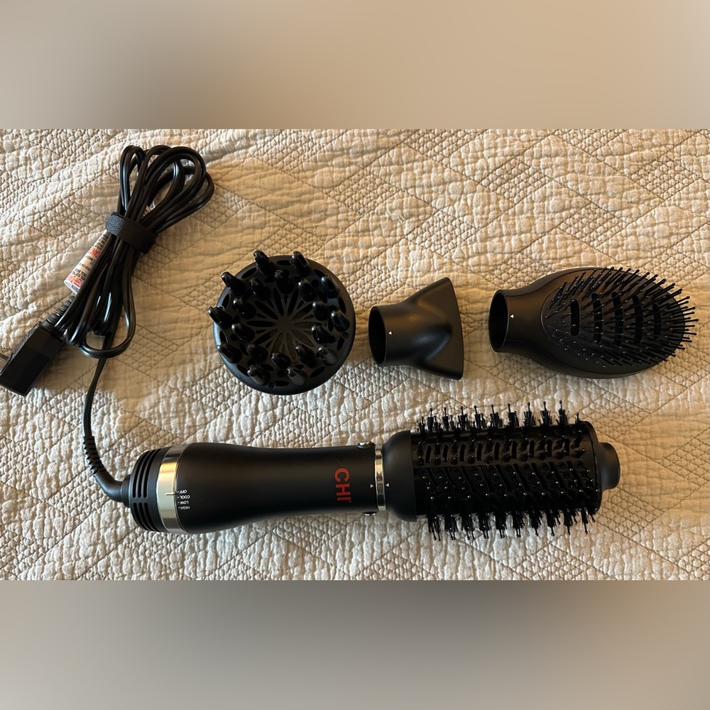 Chi Volumizer 4 in 1 Blowout Brush